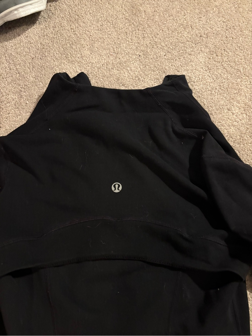 Lululemon define jacket size 2 - Picture 6 of 6